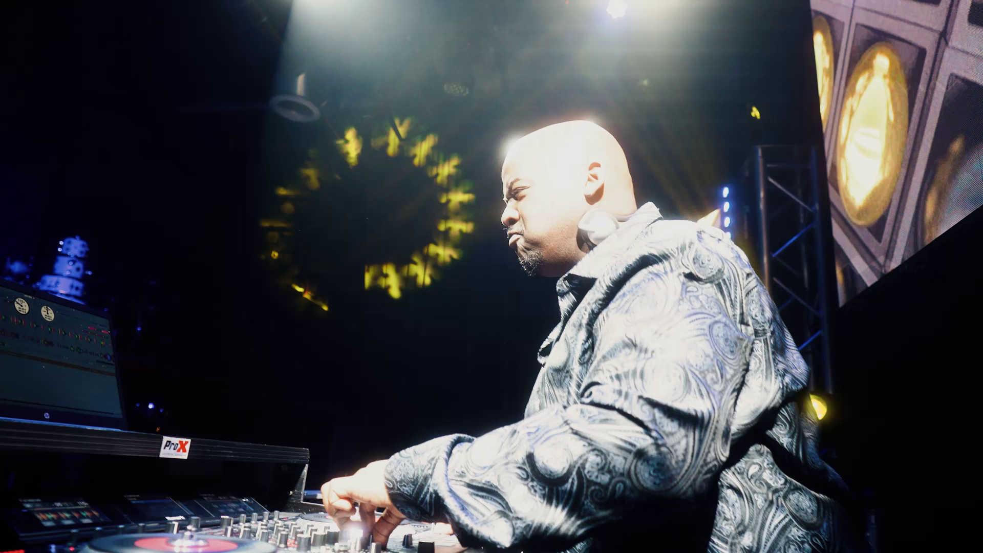 DJ Bam